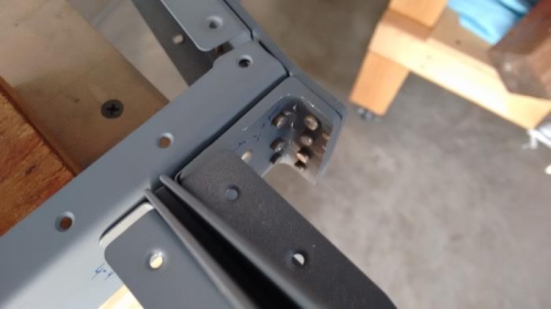 End plate / rib rivets to spar