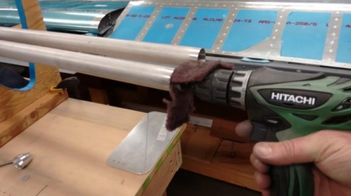 cleaning / smoothing inside tubes