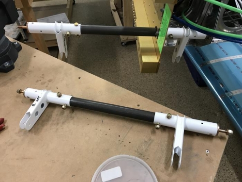 Aileron L and R torque tube assemblies