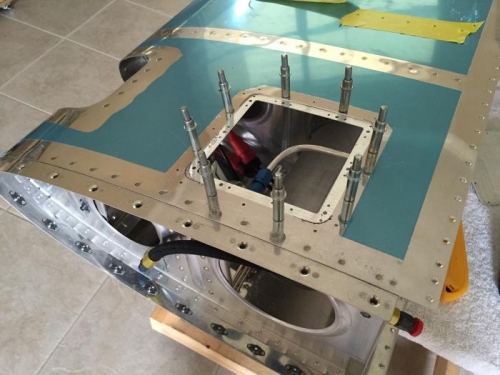 More progress on L wing aux tank.  Access panel