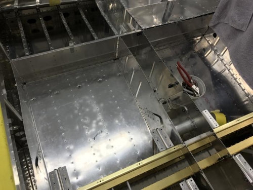 Right side floor riveted