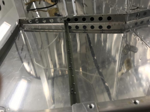 R rear seat side prepped for side panel