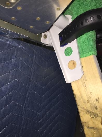 Left Horn Clamped to the Right