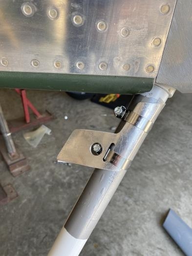 These brackets hold the leg fairing in place much better.