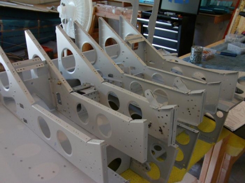 Servo Bracket (in 2nd Rib from Left)