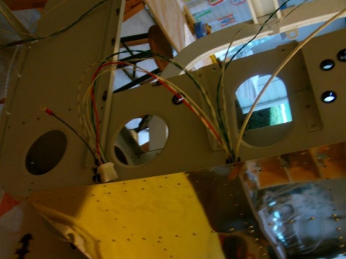 Roll Autopilot Servo Connector