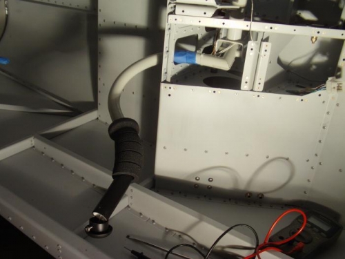 LH Grip Cap Shorting to Stick