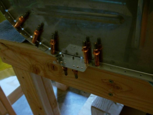 RH Spacer & Cowl Attach Plate