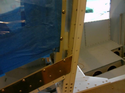 LH Guide Block - Canopy Closed