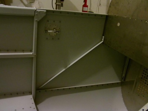 Forward Skin Stiffeners