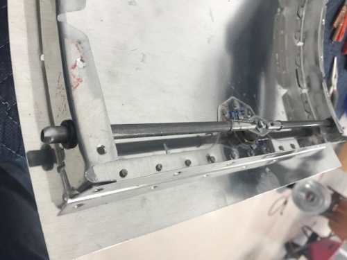 Snap busings and push rods