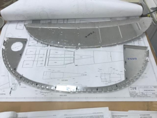 instrument panel rib and bagage compartment rib