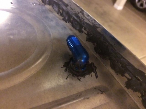 Exterior rib for breather line