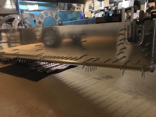 Left fiew along the fuelage