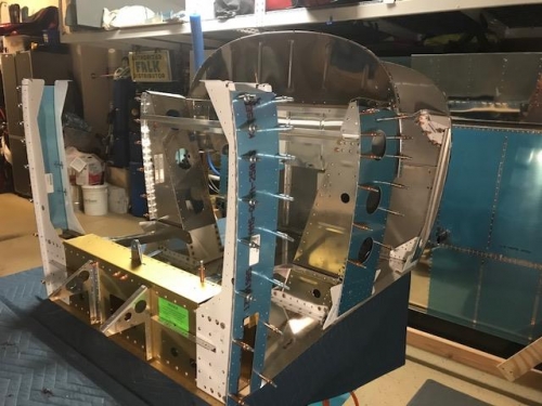 Right bulkhead and gear box