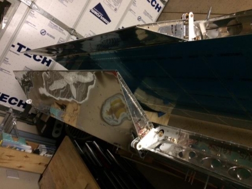 Both left and right ailerons temporaryly mounted to wing