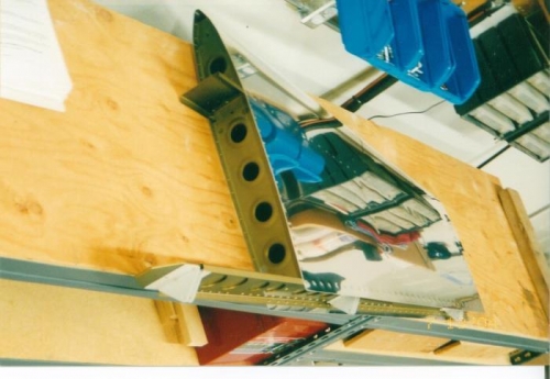 Vertical closed up with rear spar attached