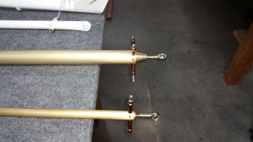 Clecoed ends to elevator pushrods
