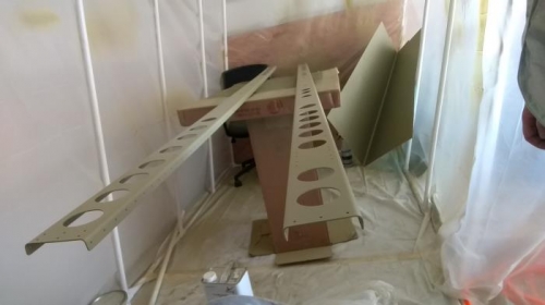 Primed HS spars and VS skin