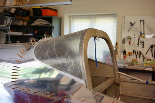 Rear window initial fitting