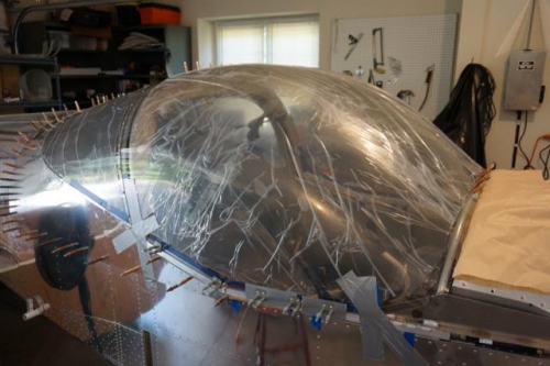 Temporary fasteners on canopoy sides