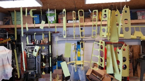 Primed center section parts