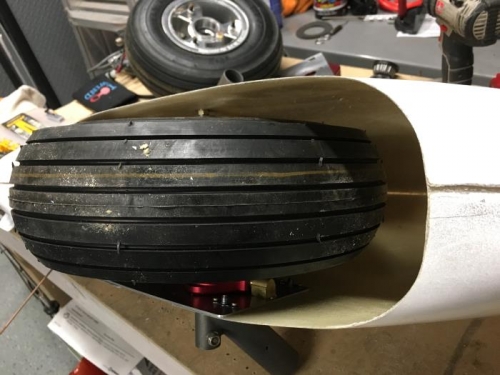 Wheel alignment in wheel pant