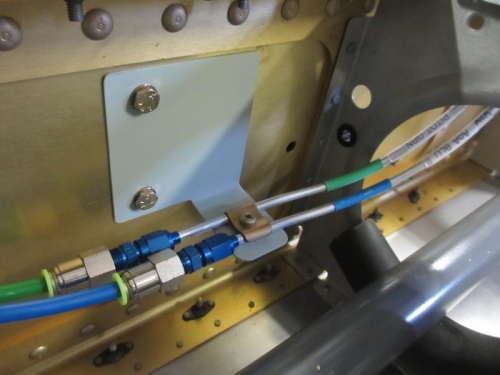 Close up of my bracket, plus identification markings on the Pitot and AoA tubes