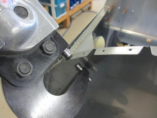 The pneumatic squeezer made very short work of dimpling the firewall flange rivet holes