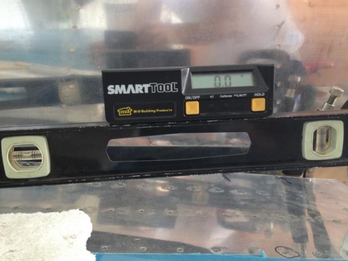 adjust angle of left wing