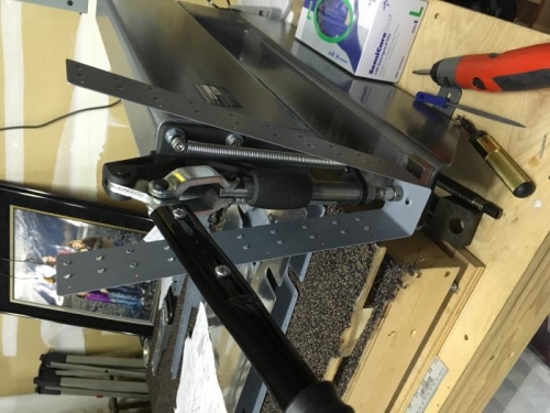 Dimple for screws in E-713