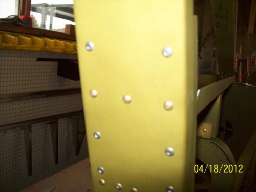 B-33 to B-34 gets solid rivets.