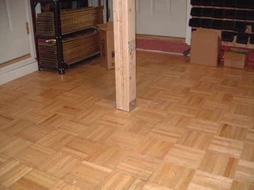 Root Post; notice wood sandwich...Yummy.