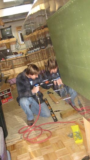 The last few rivets in the right rear spar