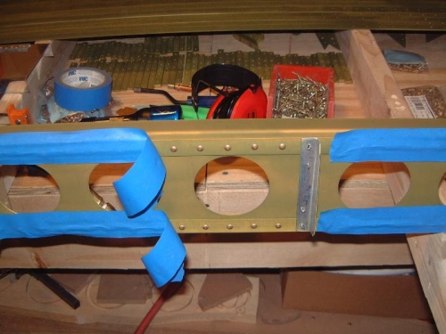 Riveting Left Rear Spar