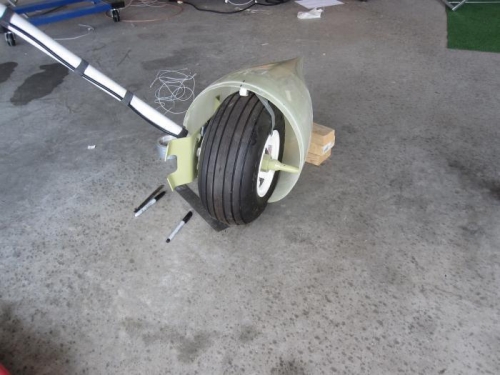 Left Wheel - Aft Pant