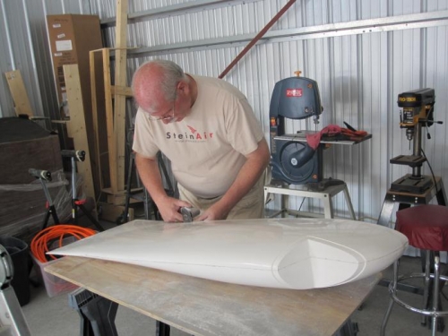 Triming the wing tip