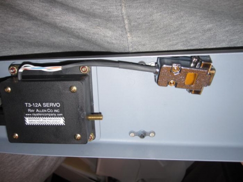 Trim Servo DB9 Connector