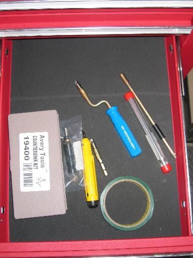 VArious deburring tools and counter sink set