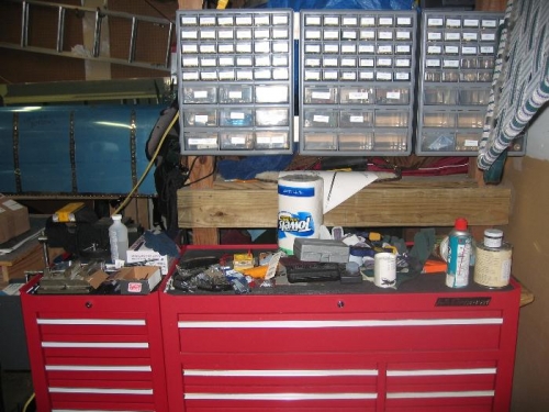 Messy tool chest top