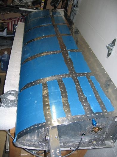 Right fuel tank full of water