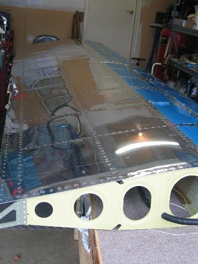 Right fuel tank mounted