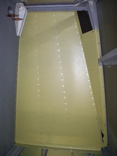 Right forward cabin floor