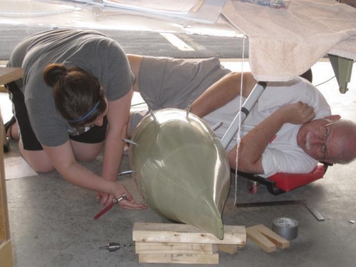 Bob & Renee working on the left wheel pant