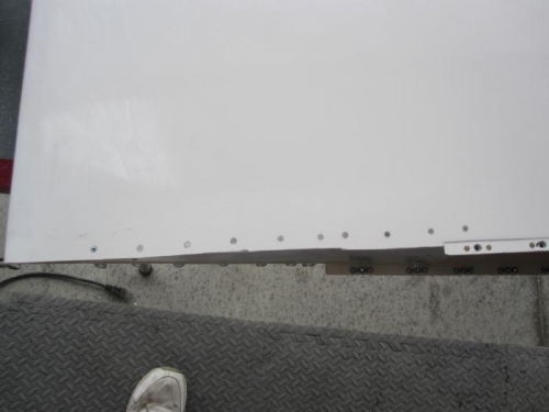 Right Wing Tip Bottom
