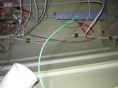 Two adel clamps on the j-channel