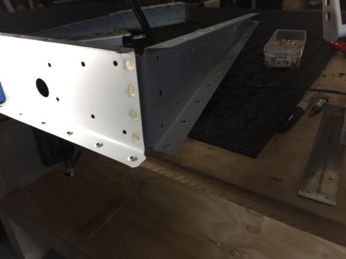 E-709 riveted to E-702. Flush for WD-605