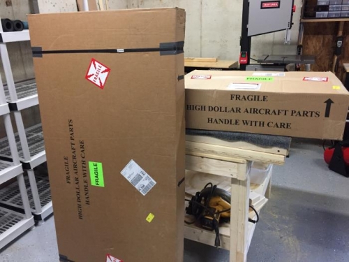 Emennage kit arrives!