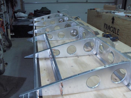 Here you can see both channels installed for the extended range tanks