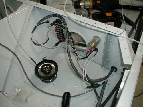 Comm speaker not yet mounted